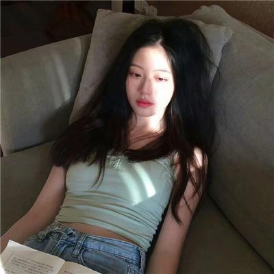 鲜花盛开的村庄